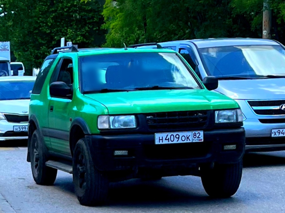 н 409 ок 82, Opel Frontera 2nd gen Sport 3-door SUV (B; U99), 1998–2003