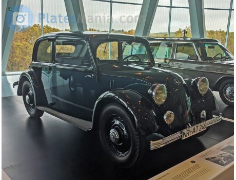 NR AT 249, Mercedes-Benz 130