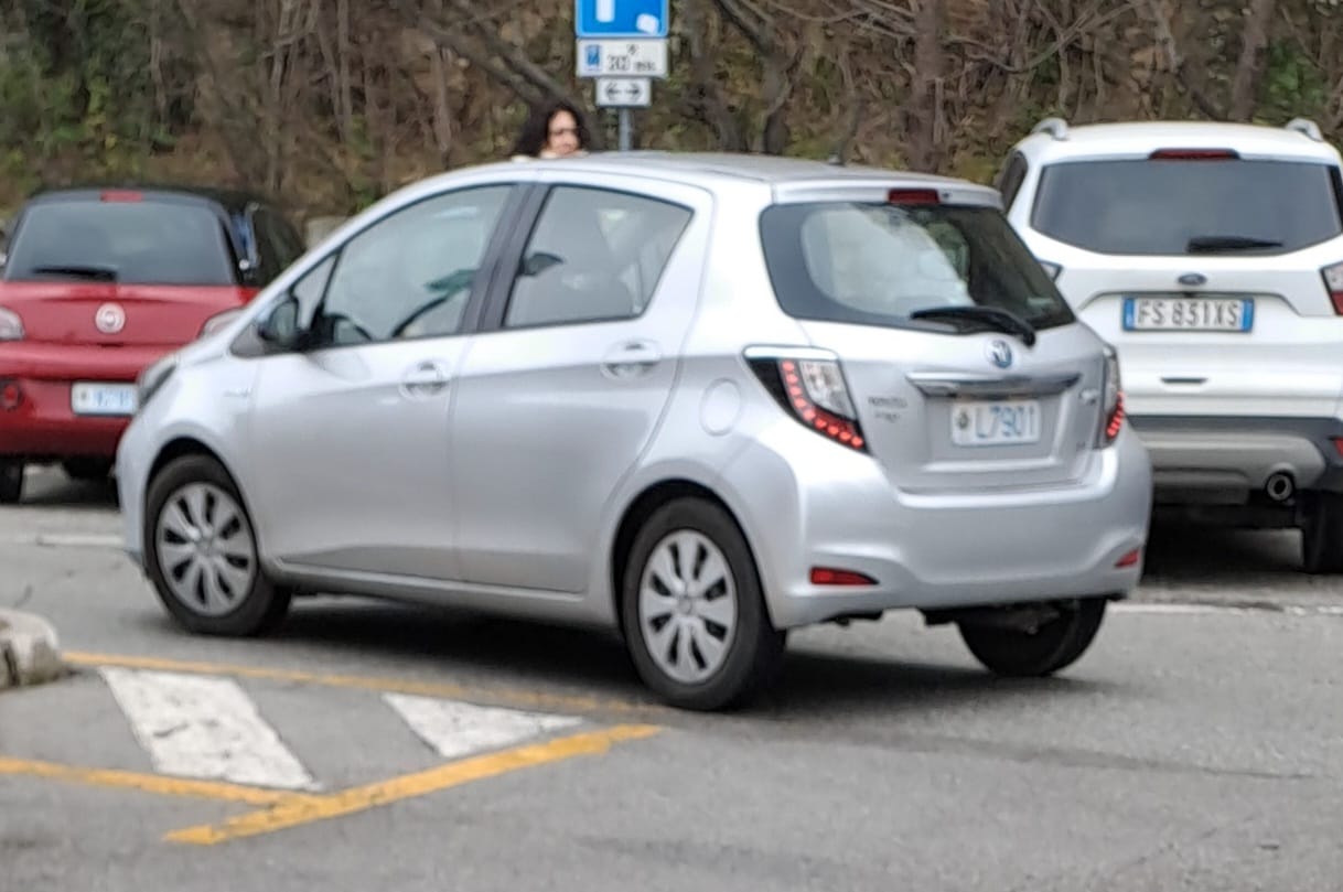 L7901, Toyota Yaris 3rd gen 5-door Hatch (XP130), 2011–2014