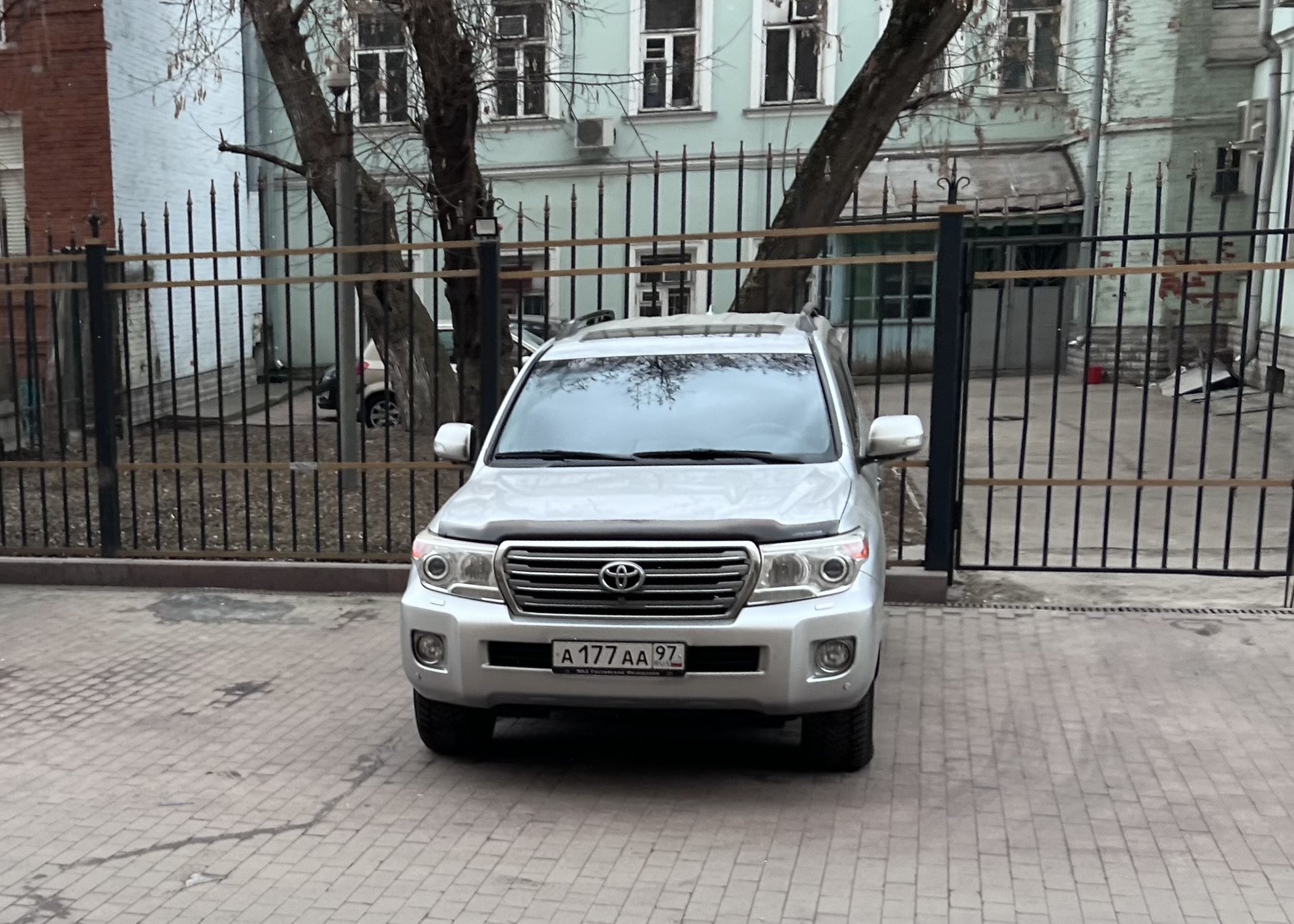 а 177 аа 97, Toyota Land Cruiser 200 (J200), 1st facelift, 2011–2015