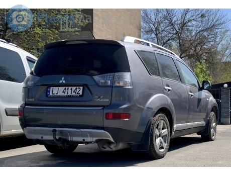 LJ 41142, Mitsubishi Outlander