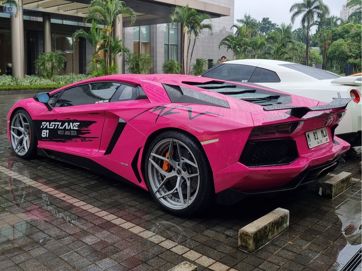 M 81 MLV, Lamborghini Aventador LP700-4, 2011–2016