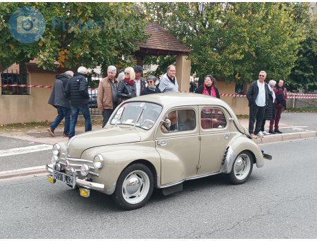 5151 SL 42, Renault 4CV