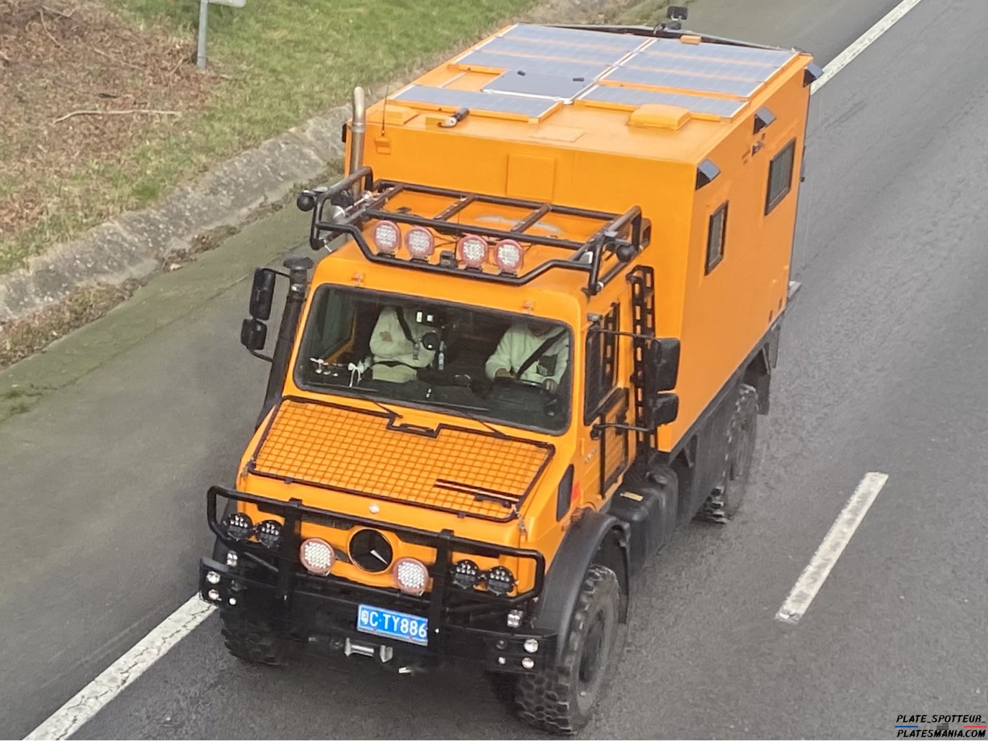 粤C·TY886, Mercedes-Benz Unimog 437.4 Heavy Series, facelift, 2013­–