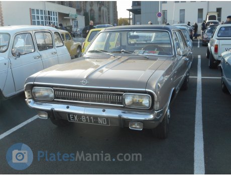 EX-811-ND, Opel Commodore