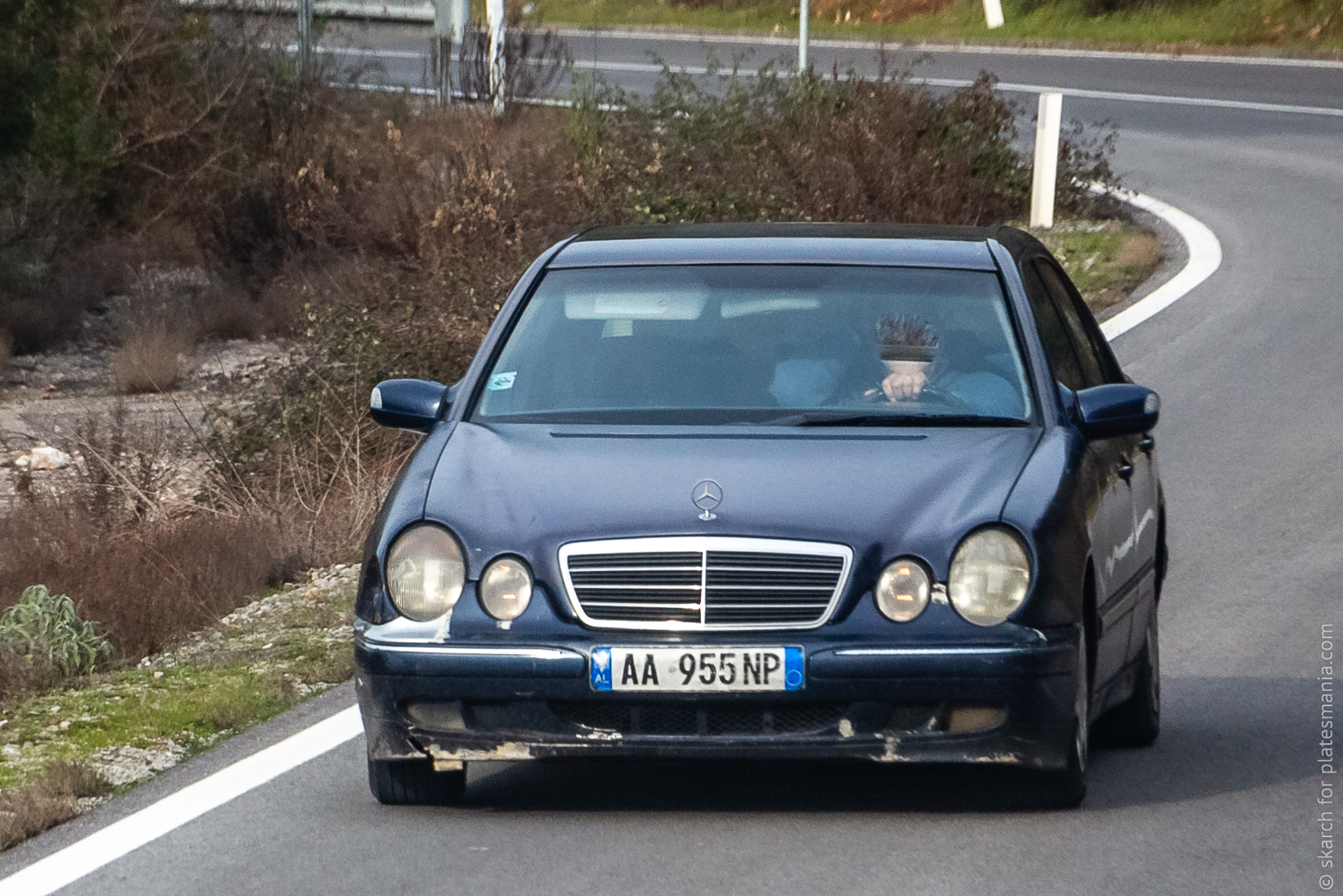 AA 955 NP, Mercedes-Benz E-Klasse 2nd gen Sedan (W210), 1995­–2002