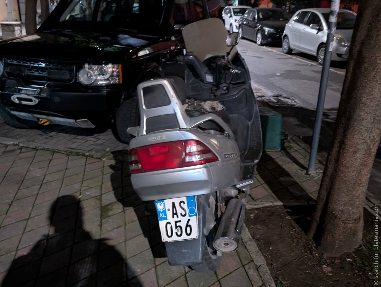 AS 056, Suzuki Burgman / Skywave 1st gen 400/250, 1998–2002