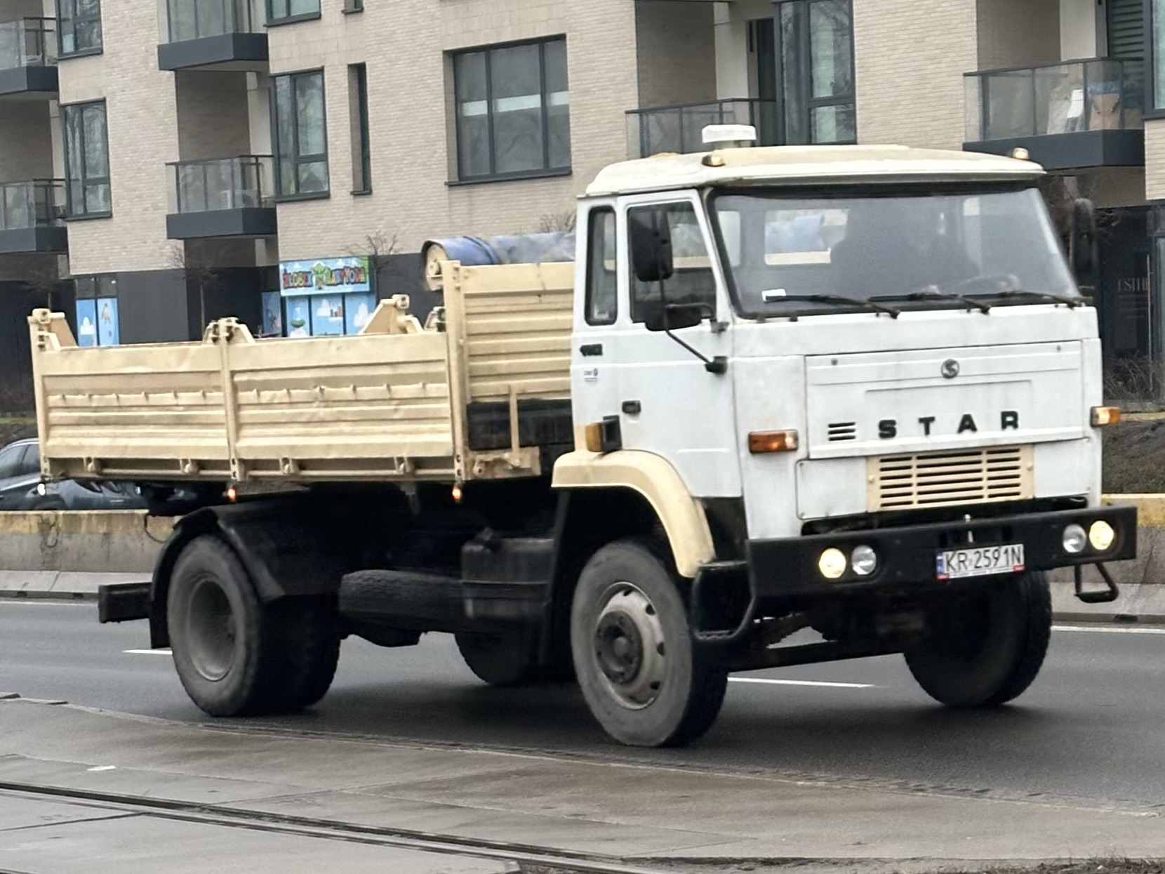 KR 2591N, Star 1142 1142, 1986–2000