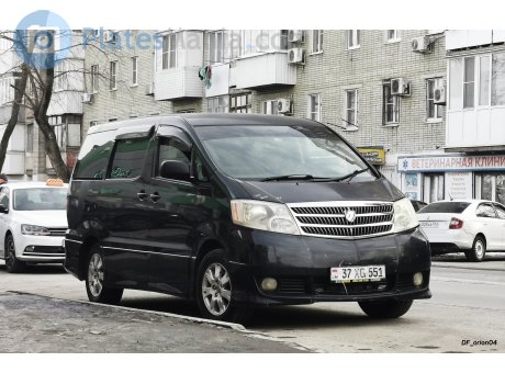 37 XG 551, Toyota Alphard