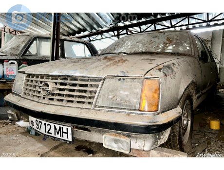 ф 9712 МН, Opel Senator