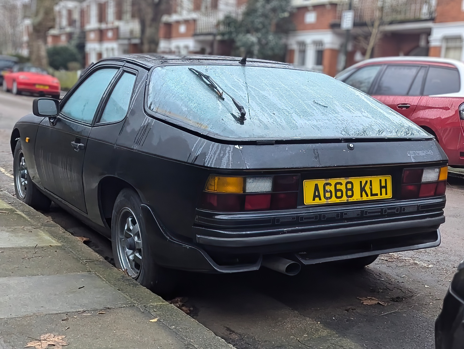 A668KLH, Porsche 924 1st gen (425), 1976–1988