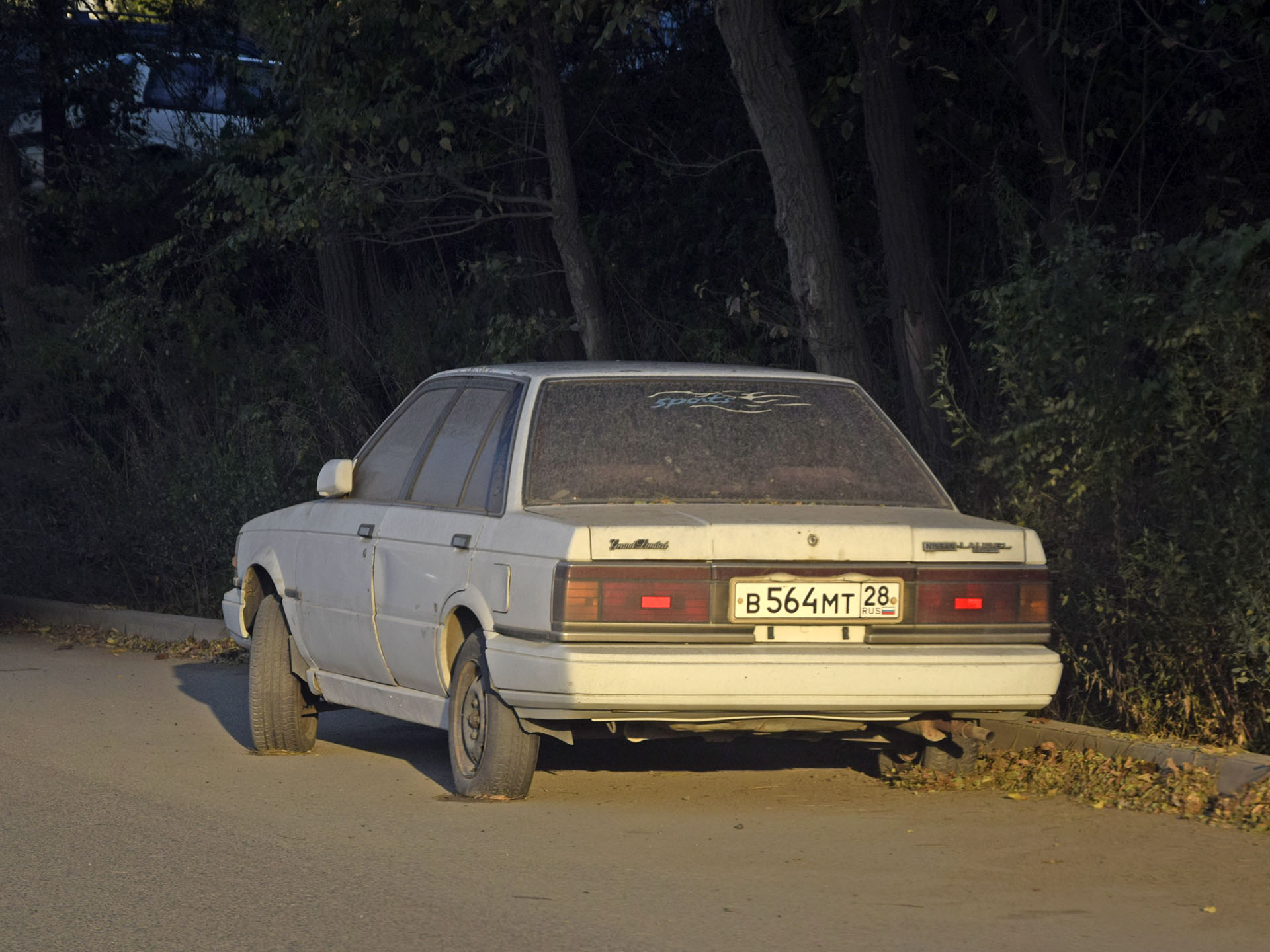 в 564 мт 28, Nissan Laurel Spirit 2nd gen (B12), 1986–1990
