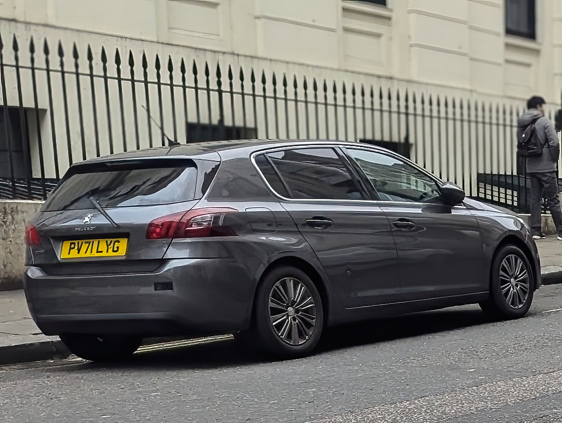 PV71LYG, Peugeot 308 2nd gen Hatch (T9), 2013–2021