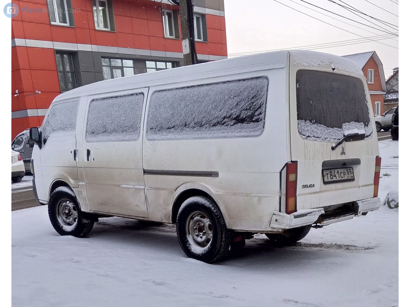 т 841 ср 69, Mitsubishi Delica Cargo, 1999­–2010 (rebadged Mazda Bongo Brawny)