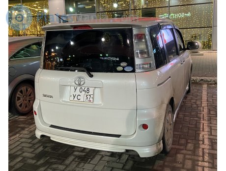 у048ус57, Toyota Sienta