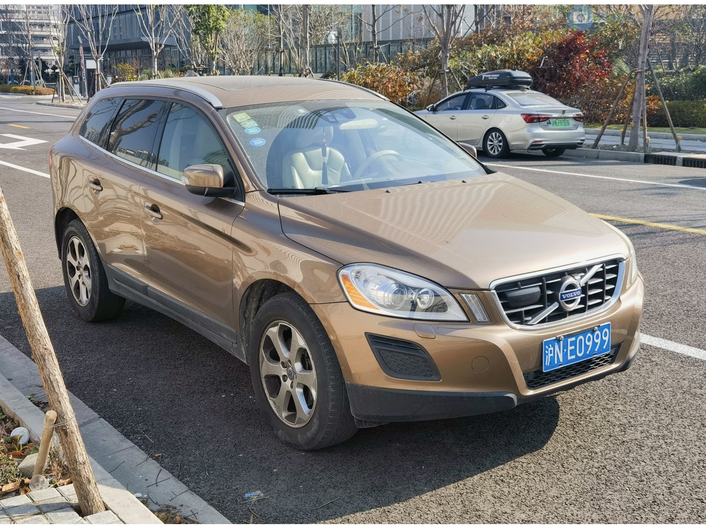 沪N·E0999, Volvo XC60 1st gen (156), 2008–2013