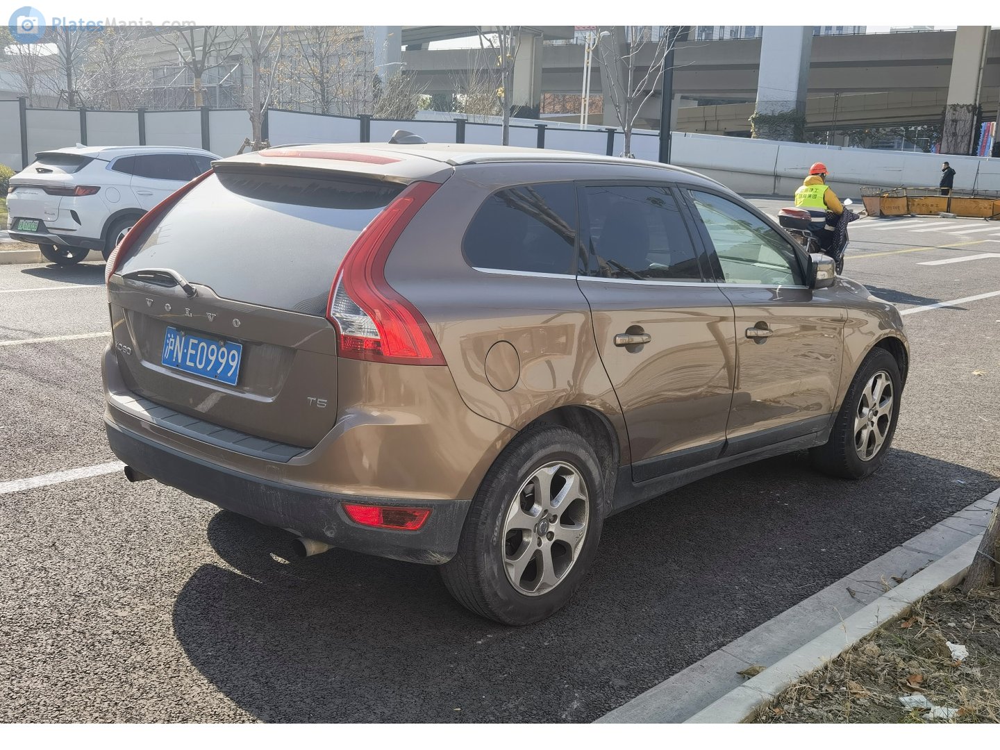 沪N·E0999, Volvo XC60 1st gen (156), 2008–2013