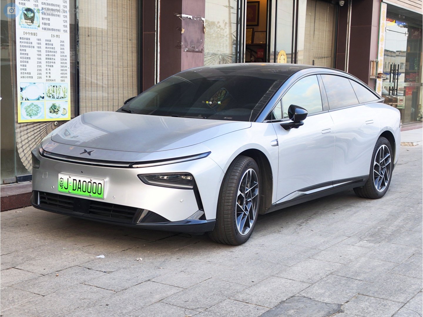 粤J·DA0000, XPeng P7+ 