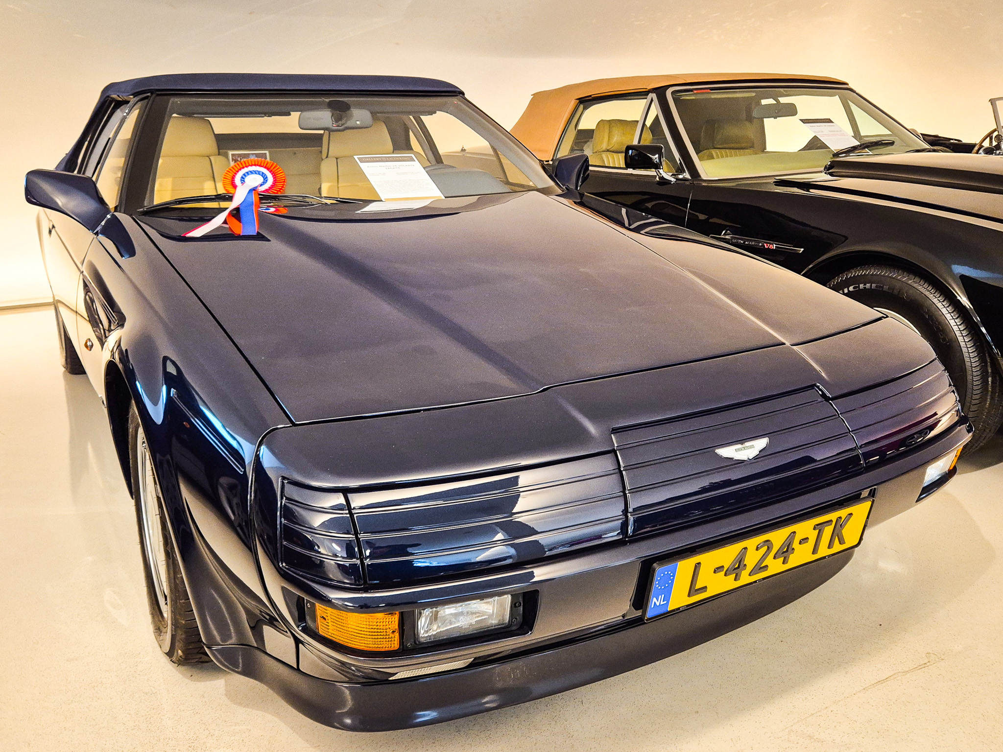 L-424-TK, Aston Martin V8 Volante Zagato 