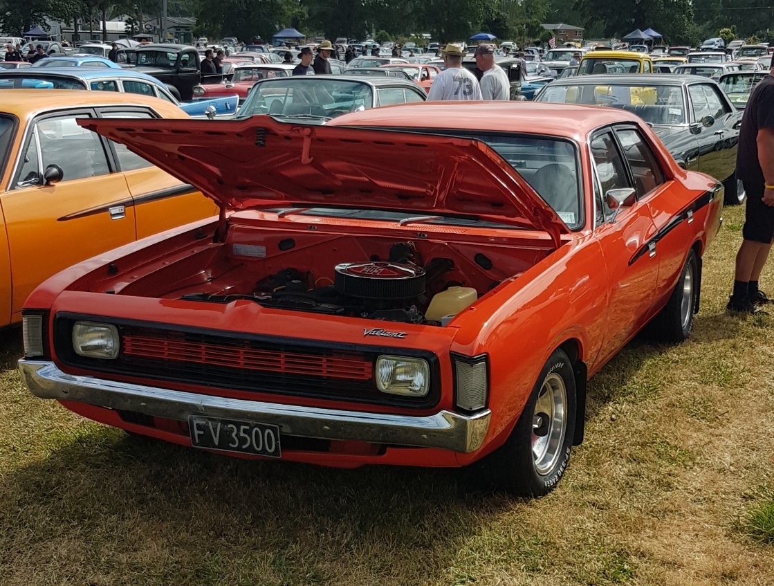 FV3500, Chrysler Valiant 