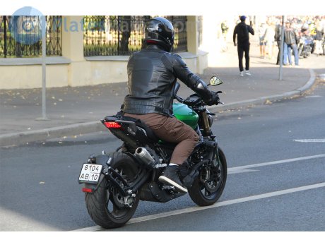8104 ав 10, Benelli 752S
