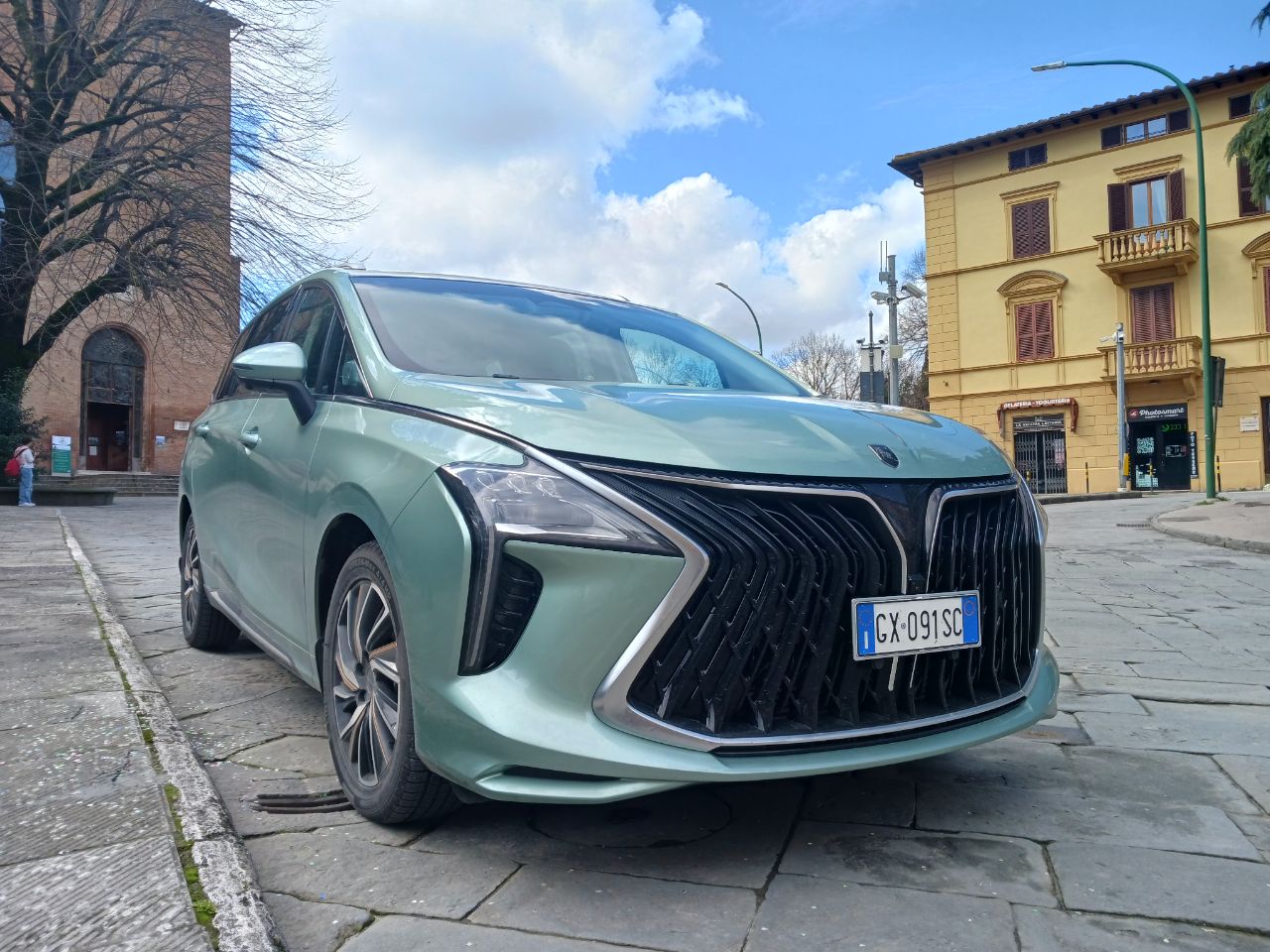 GX 091 SC, Forthing (Fengxing) U-Tour/Yacht (Youting) 