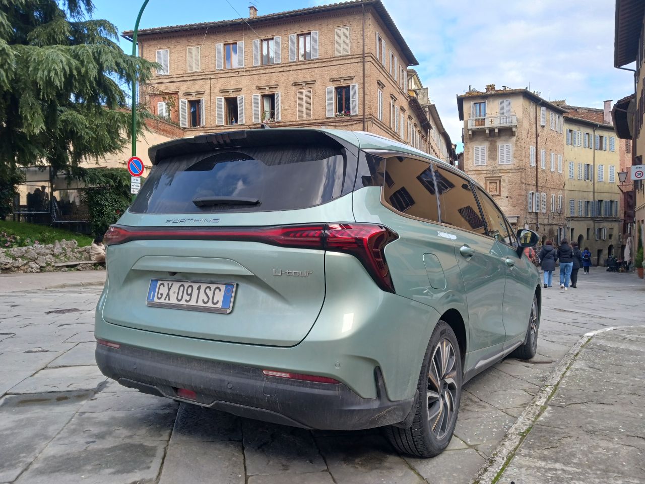 GX 091 SC, Forthing (Fengxing) U-Tour/Yacht (Youting) 