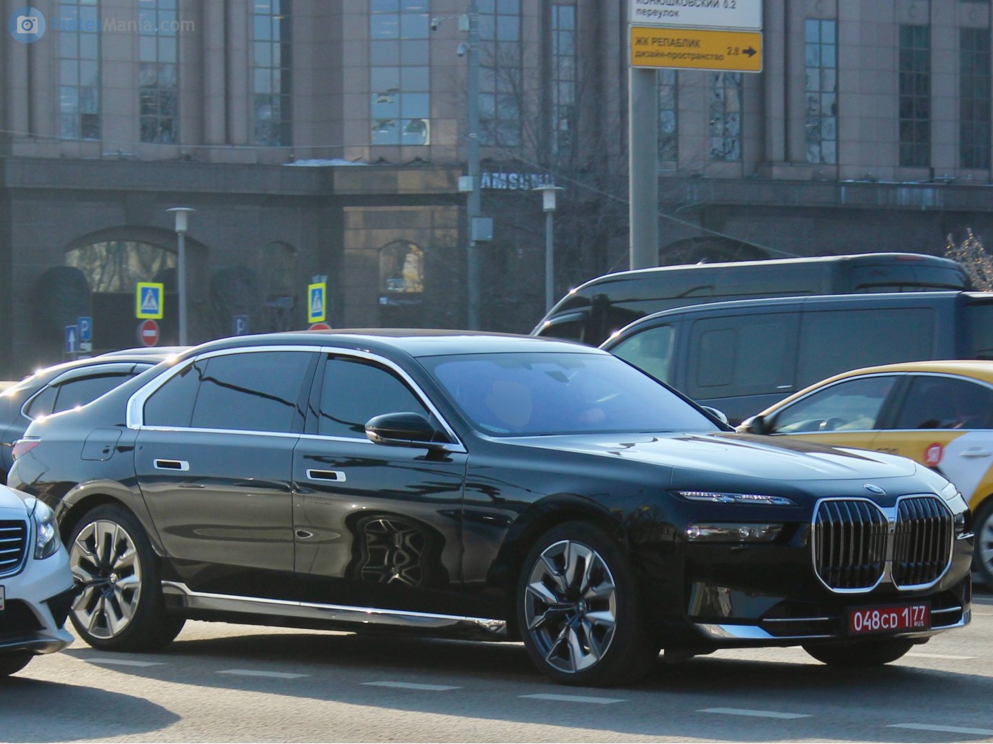 048 CD 1 77, BMW 7 Series 7th gen (G70), 2022–