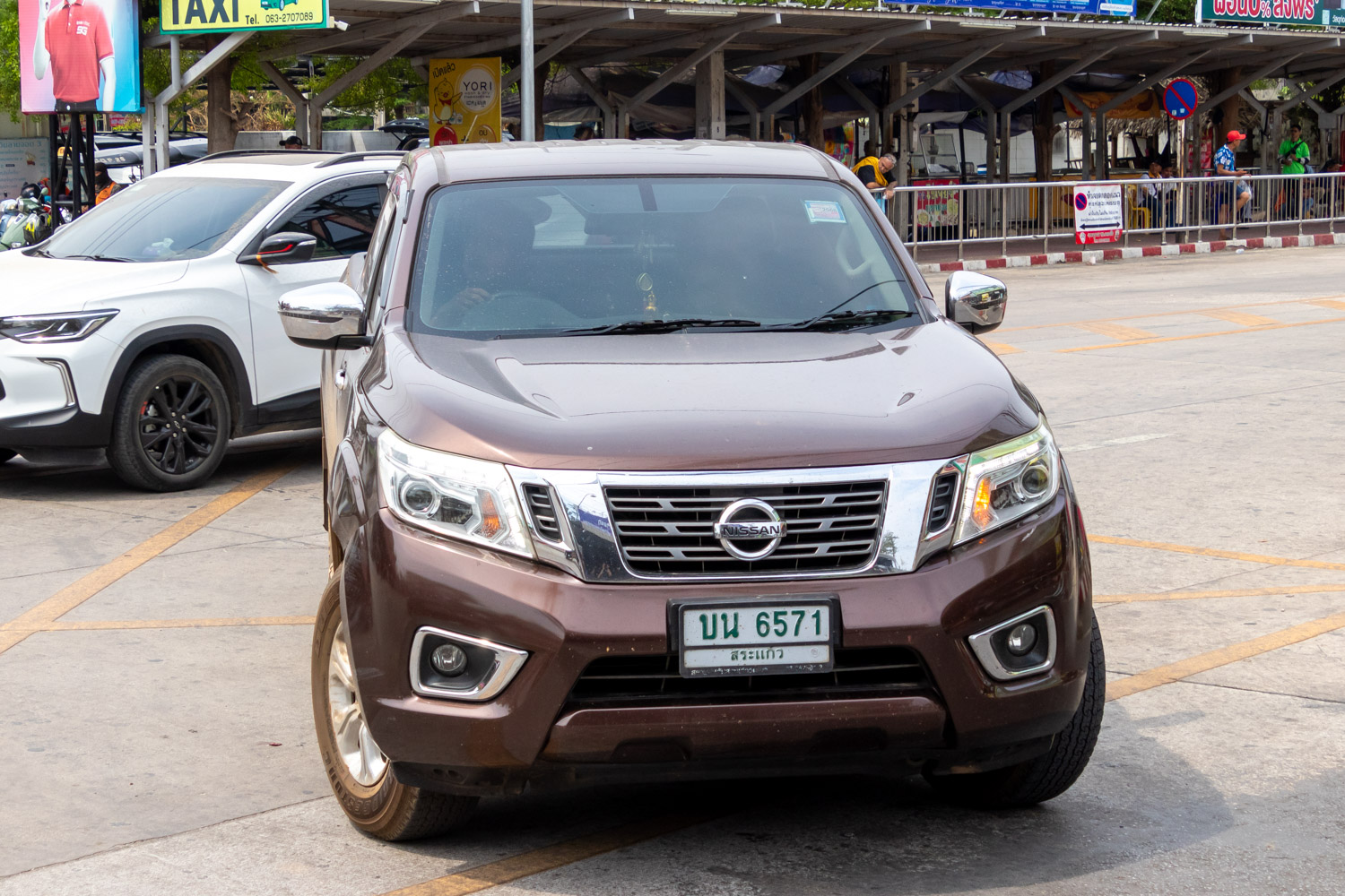 บน 6571, Nissan Navara 4th gen (D23), 2014–