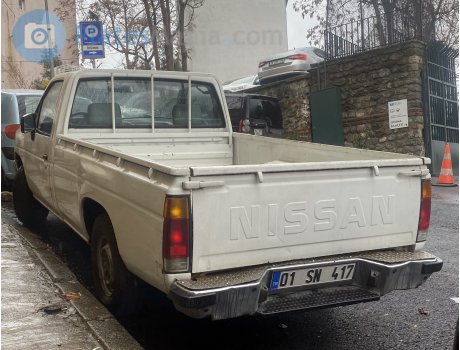 01 SN 417, Nissan Skystar