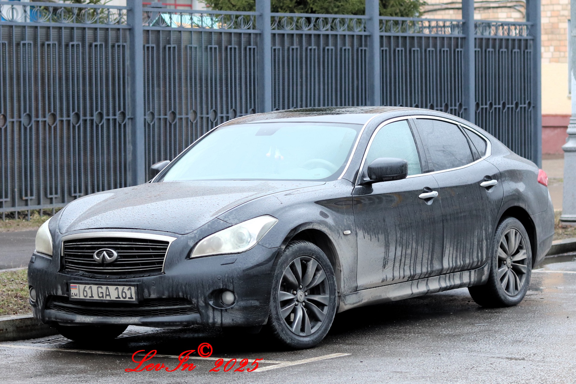 61 GA 161, Infiniti Q70/M-Series 4th gen M-series/Q70, 2010–2014