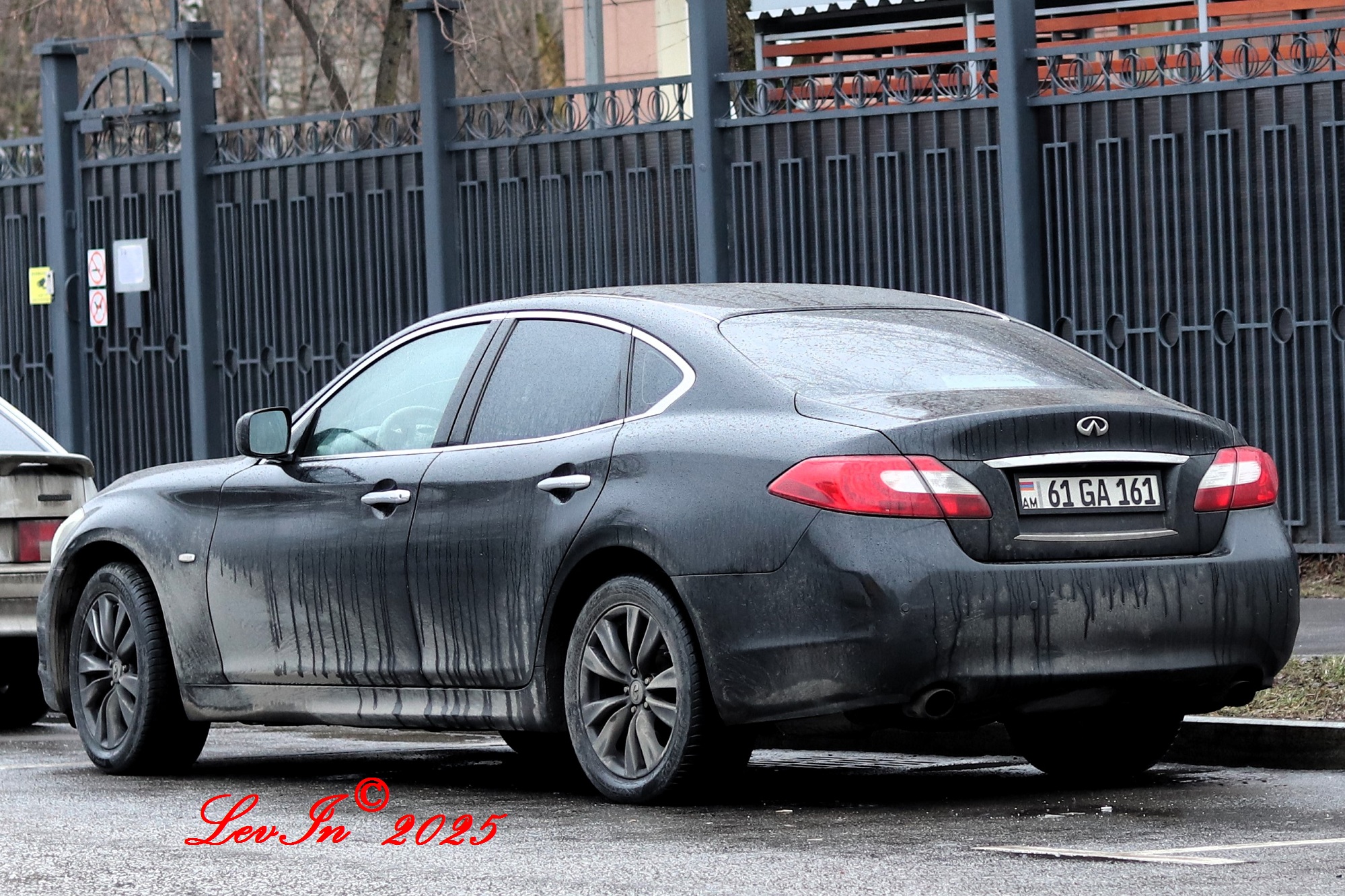 61 GA 161, Infiniti Q70/M-Series 4th gen M-series/Q70, 2010–2014