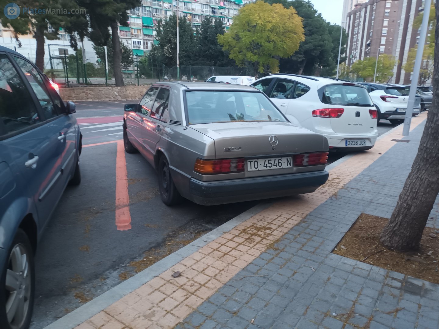 TO 4546 N, Mercedes-Benz C-Klasse 190 Sedan (W201), 1982–1993