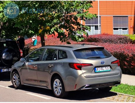 AI AL-532, Toyota Corolla