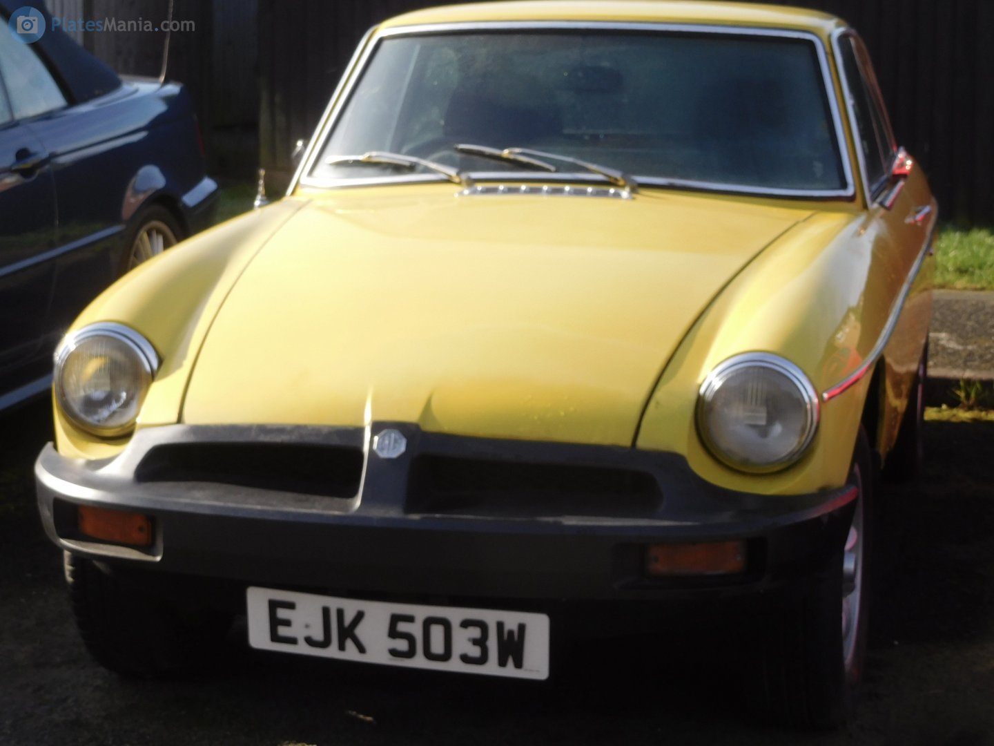 EJK503W, MG B 1st gen GT Coupé, 1965–1980