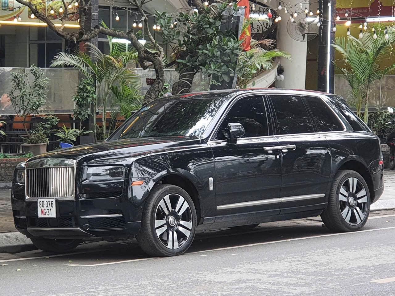 80-376-NG-31, Rolls-Royce Cullinan 1st gen (RR31), 2018–2024