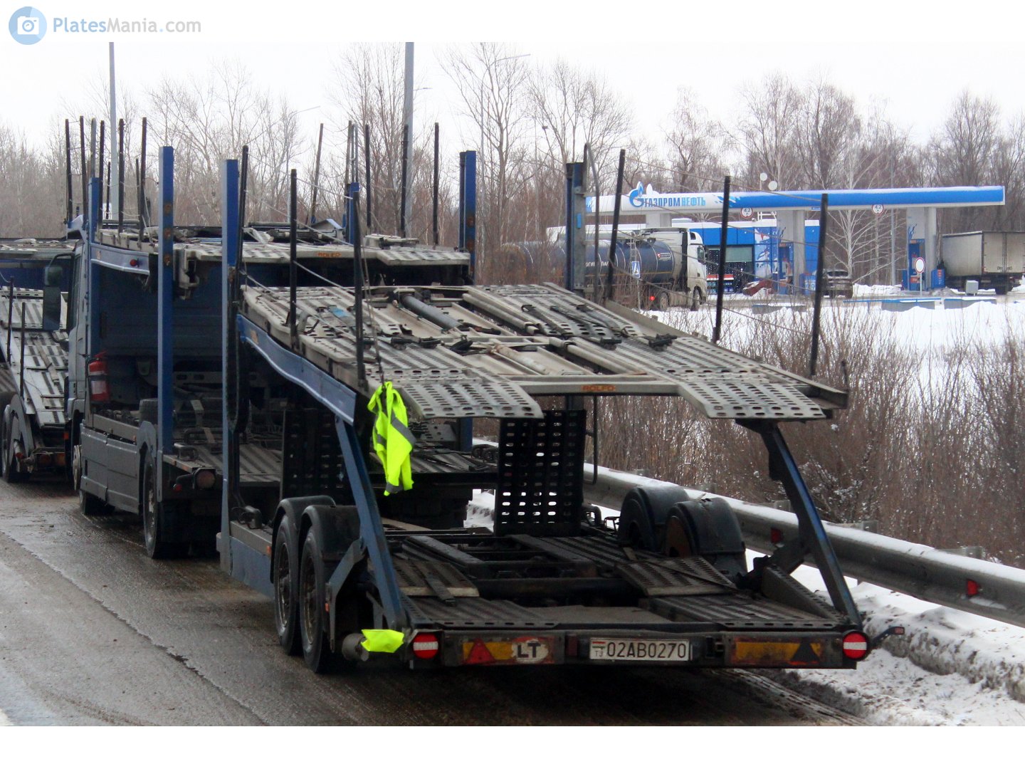 02AB 0270, Trailers (2009) 