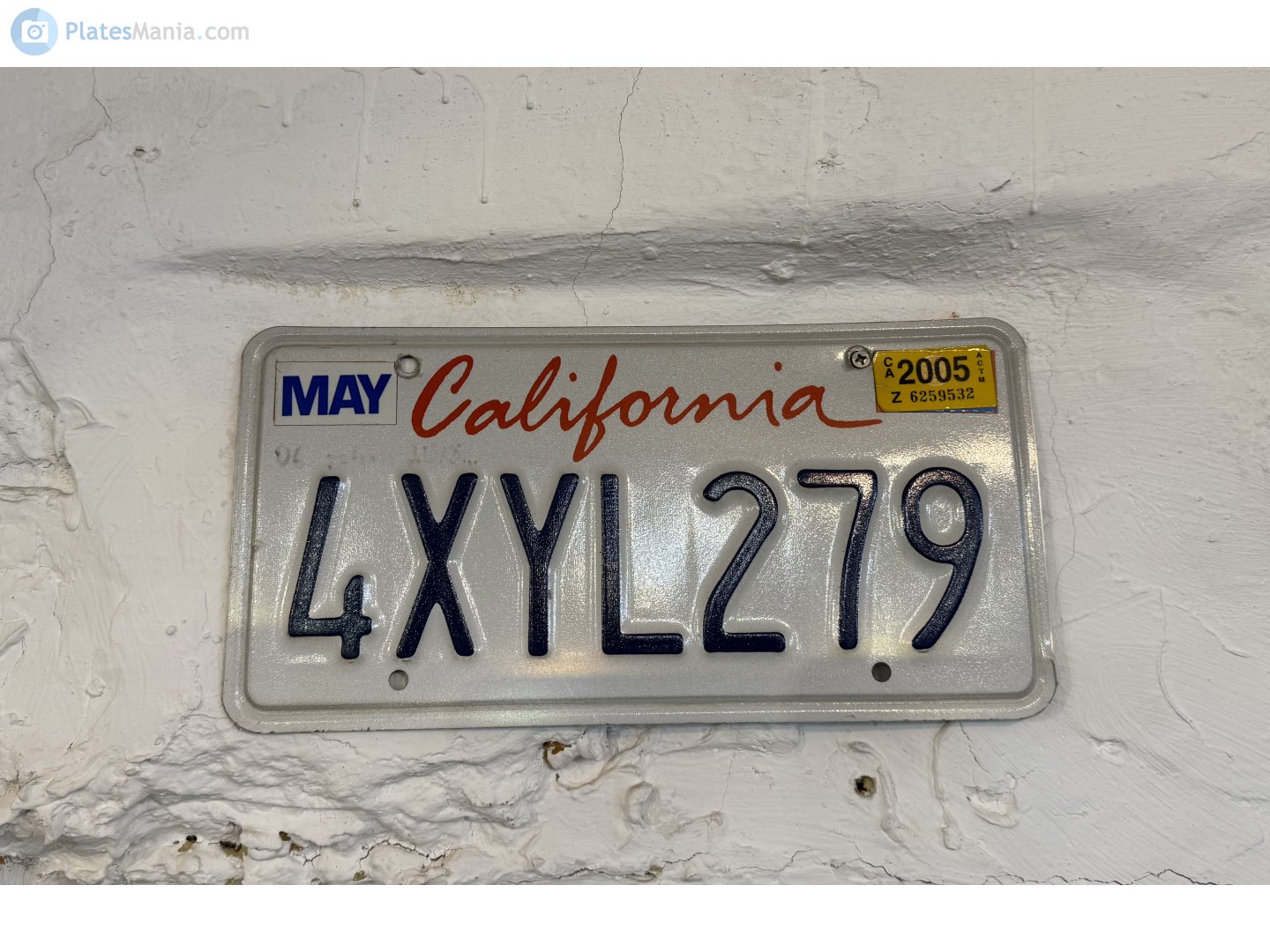 4XYL279, License plate without vehicle 