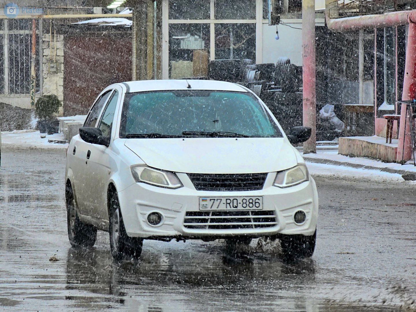 77 RQ 886, SAIPA Saina 