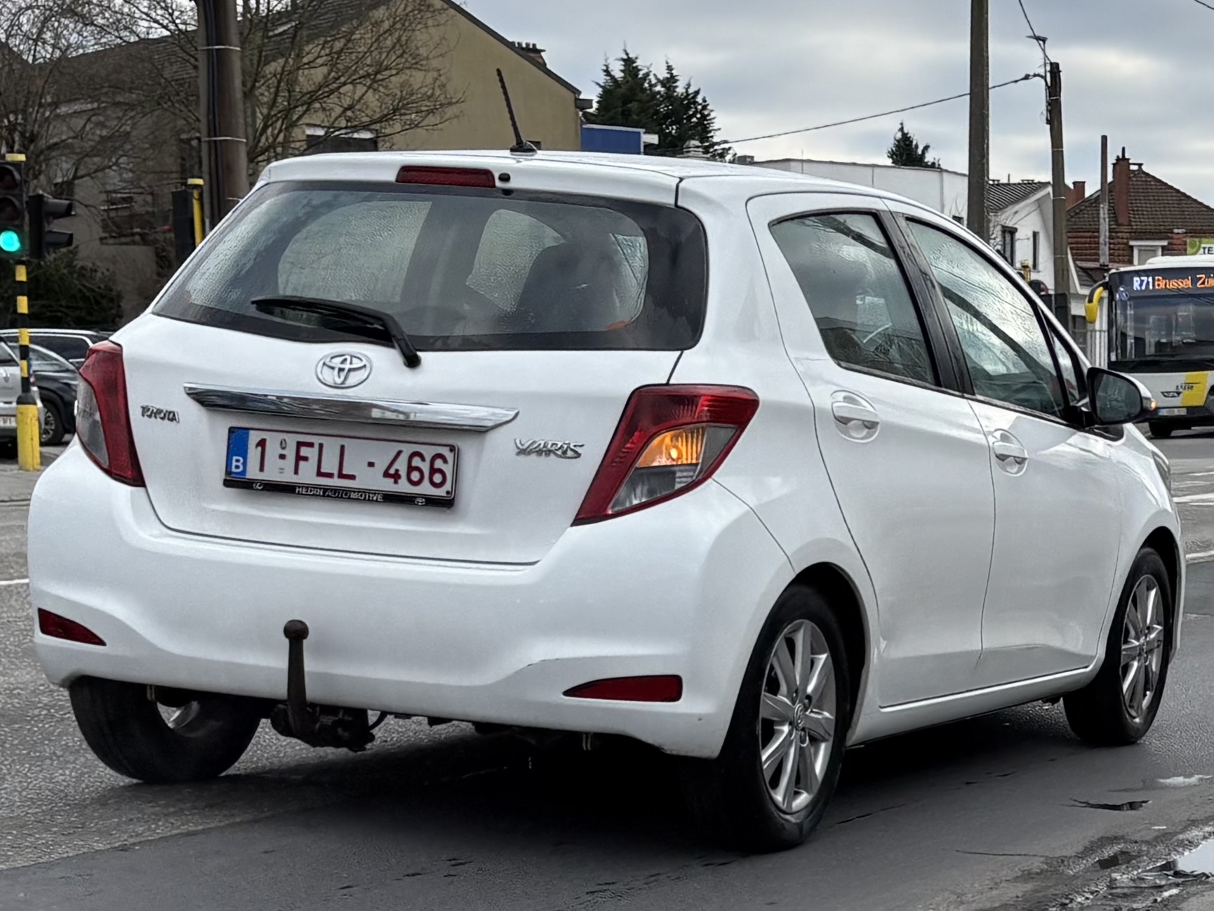 1-FLL-466, Toyota Yaris 3rd gen 5-door Hatch (XP130), 2011–2014