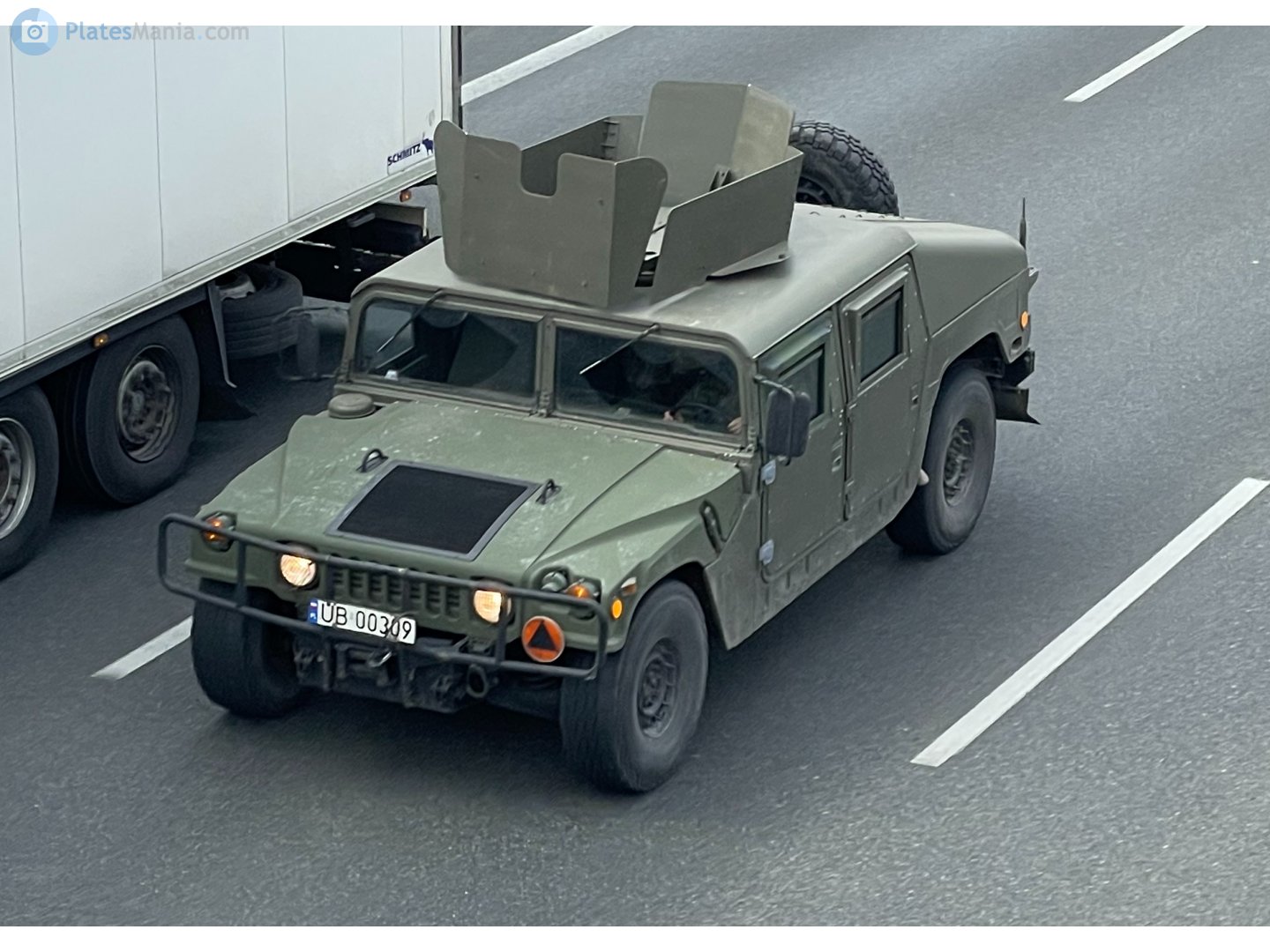 UB 00309, AM General HMMWV 4-door, 1983–2016