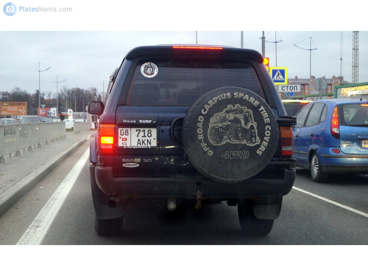 08 718 AKN, Toyota Hilux Surf 2nd gen (N130), 1989–1995