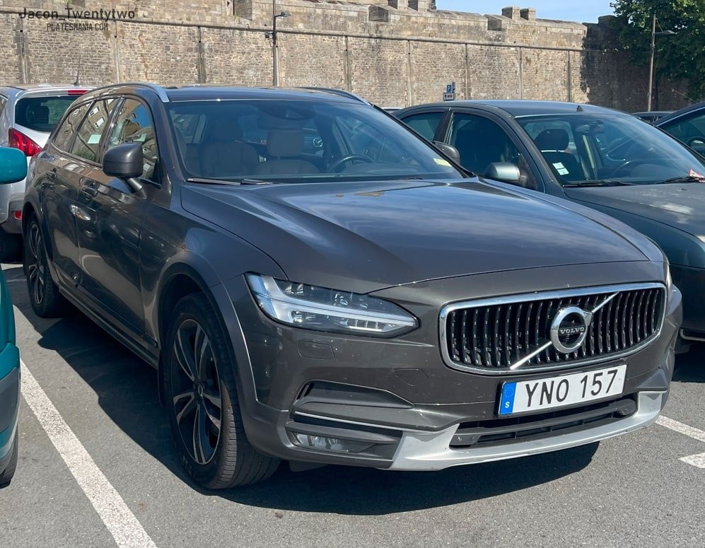 YNO 157, Volvo V90 2nd gen Cross Country (235/236), 2016–
