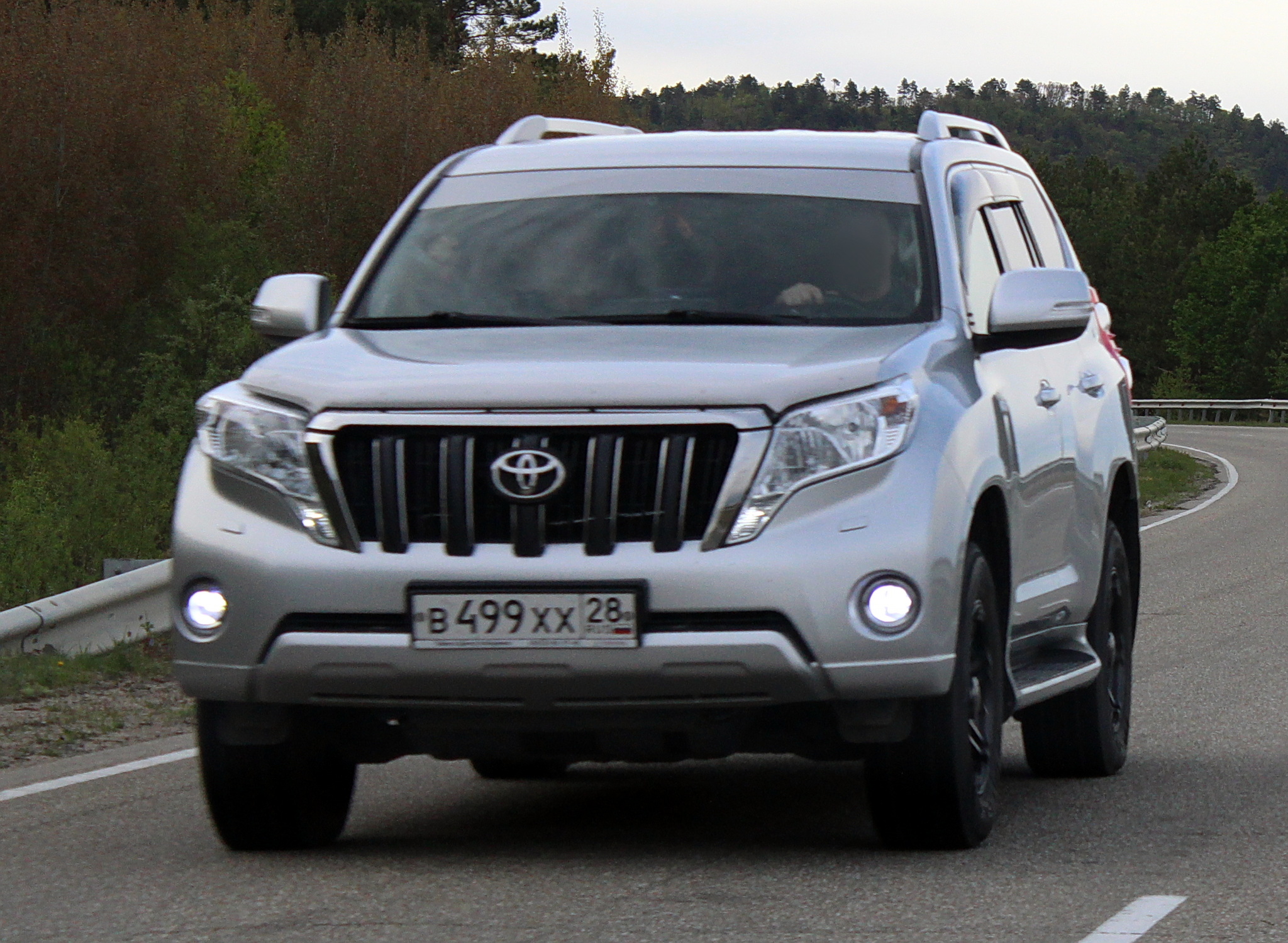 в 499 хх 28, Toyota Land Cruiser Prado 4th gen 5-door SUV (J150), 1st facelift, 2013–2017