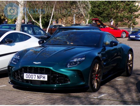 OO07 NPH, Aston Martin Vantage