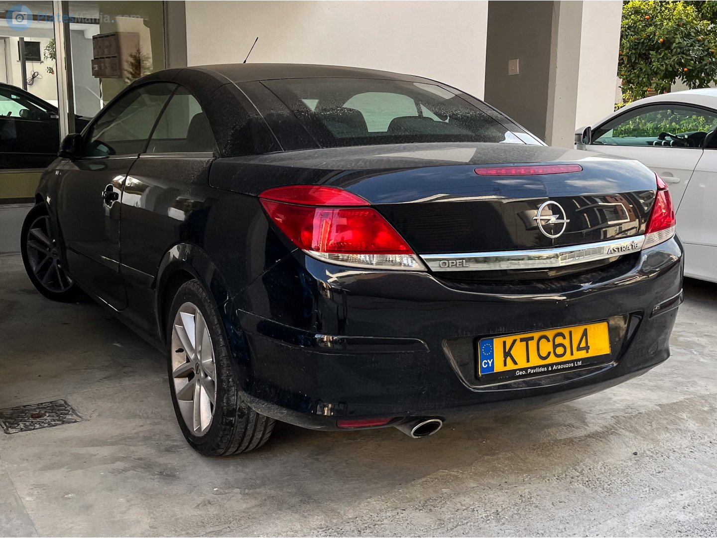 KTC 614, Opel Astra 3rd gen TwinTop Cabriolet (H; A04), 2006–2010