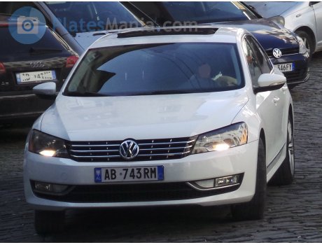 AB 743 RM, Volkswagen Passat