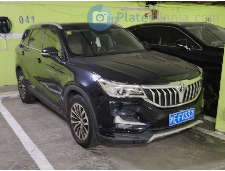 沪E·FV337, Brilliance (Huachen Zhonghua) V6