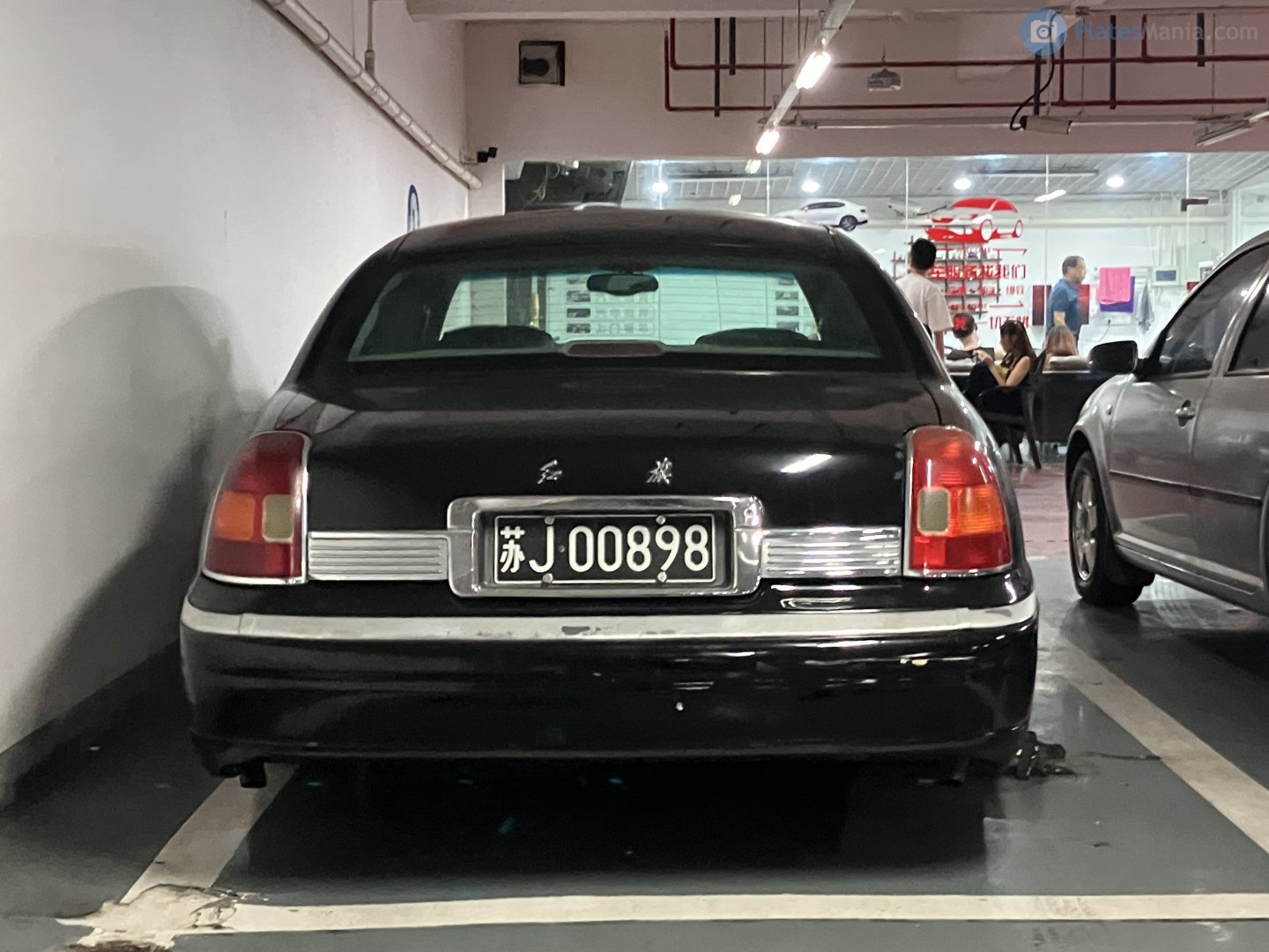 苏J·00898, Hongqi Qijian 