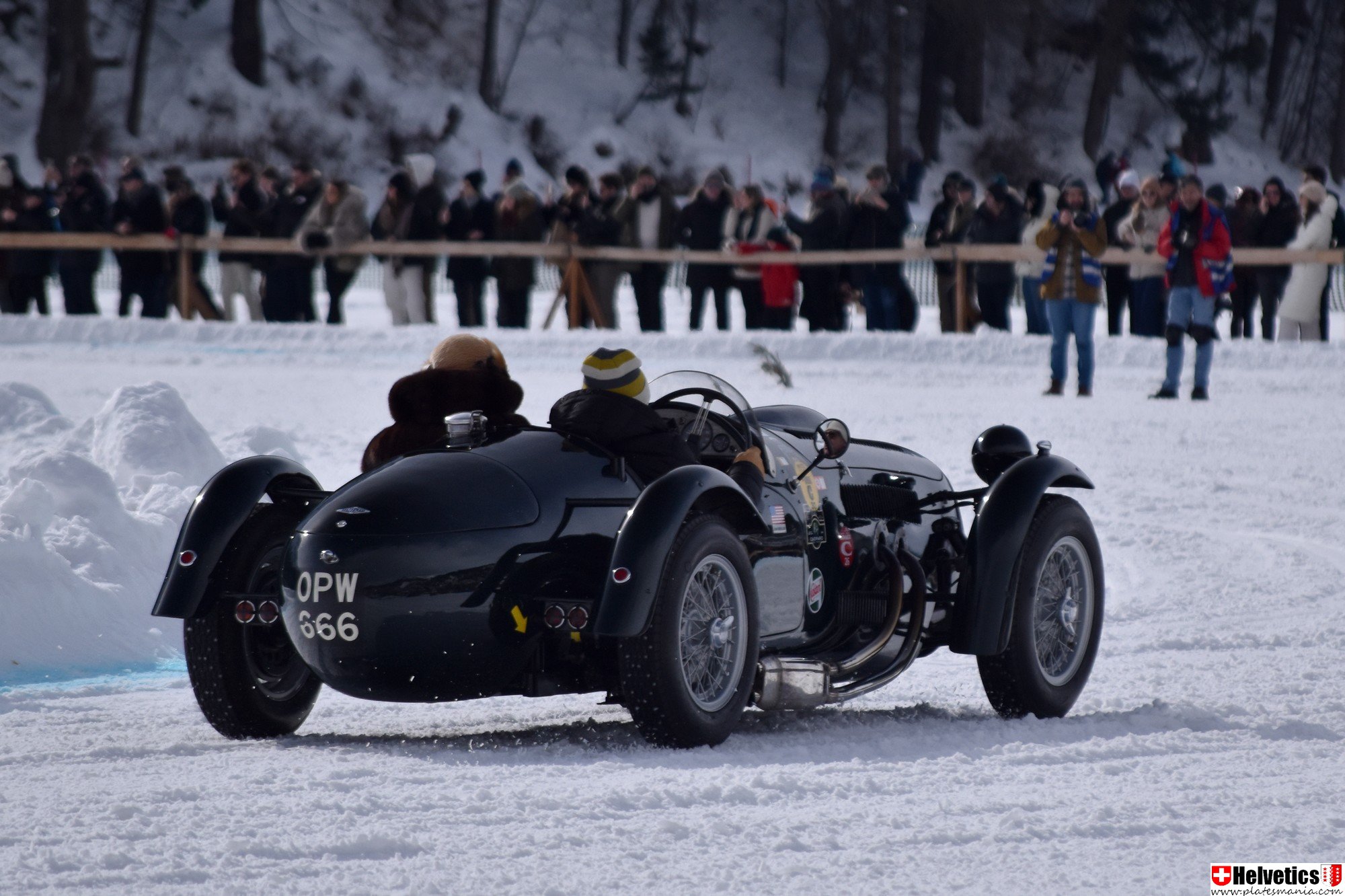 OPW666, Frazer Nash Le Mans Replica/Le Mans Mk II 